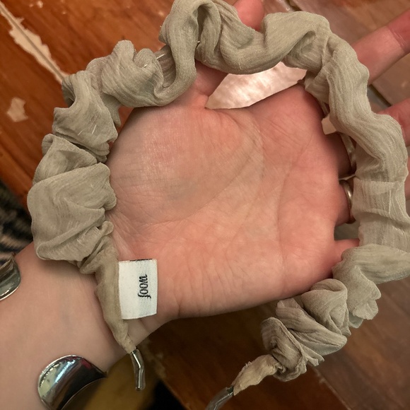 Handmade Headband - Picture 3 of 3